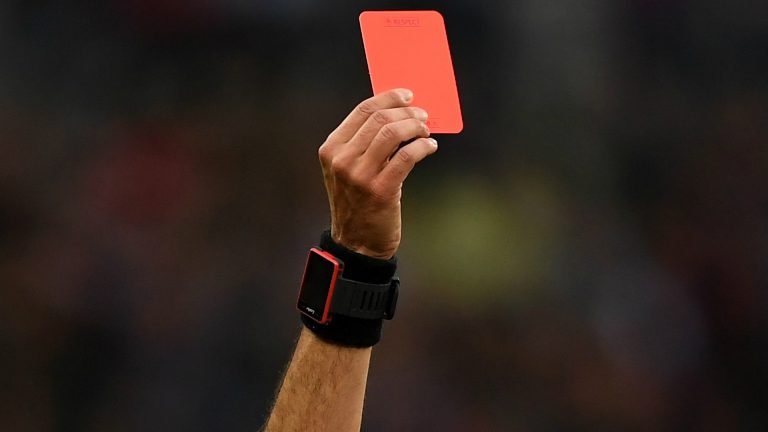 Црвен картон од УЕФА за Грција: Кратенката МКД е во согласност со Преспанскиот
